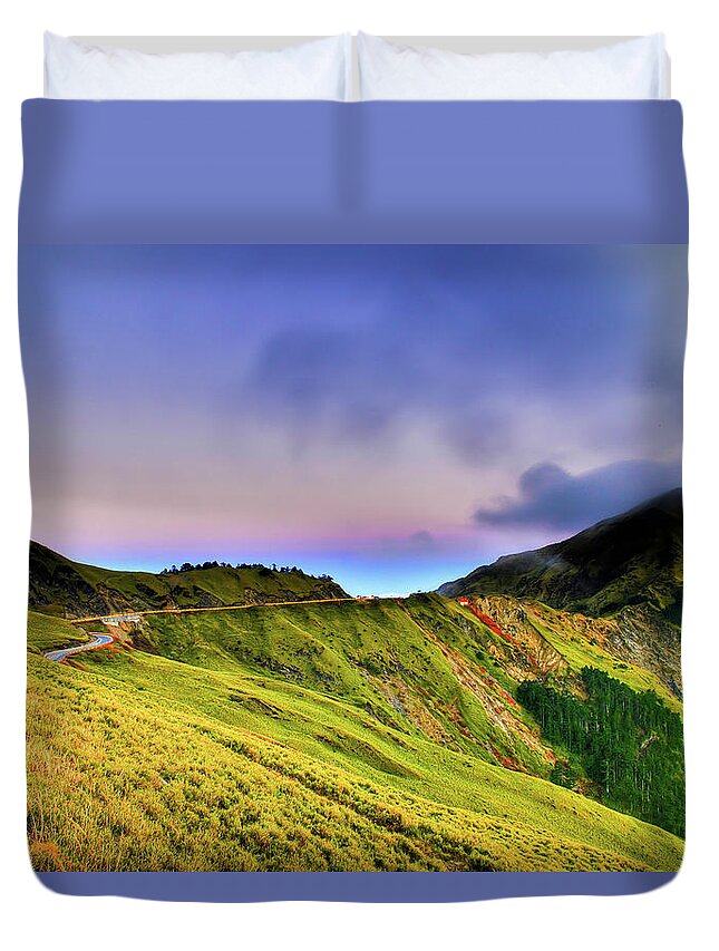 Tranquility Duvet Cover featuring the photograph Intoxicating Sky by Taiwan Nans0410