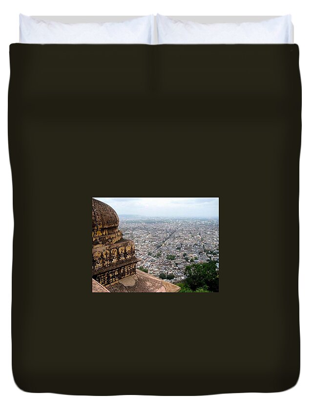 Built Structure Duvet Cover featuring the photograph Jaipur Seen From Nahargarh Fort by Andrew J Timmis