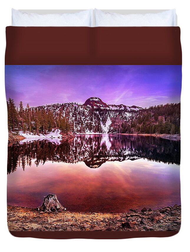 Ebbetts Pass Duvet Cover featuring the photograph Kinney Reservoir Sunset by Don Hoekwater Photography