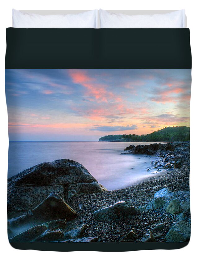 Water's Edge Duvet Cover featuring the photograph Lake Superior by Victoria Chen
