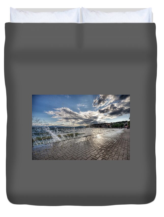 Water's Edge Duvet Cover featuring the photograph Lakeside Holiday by Davelongmedia