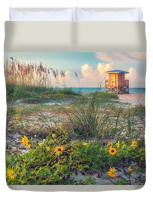 Beach Duvet Cover featuring the photograph Lido Beach by Rod Best