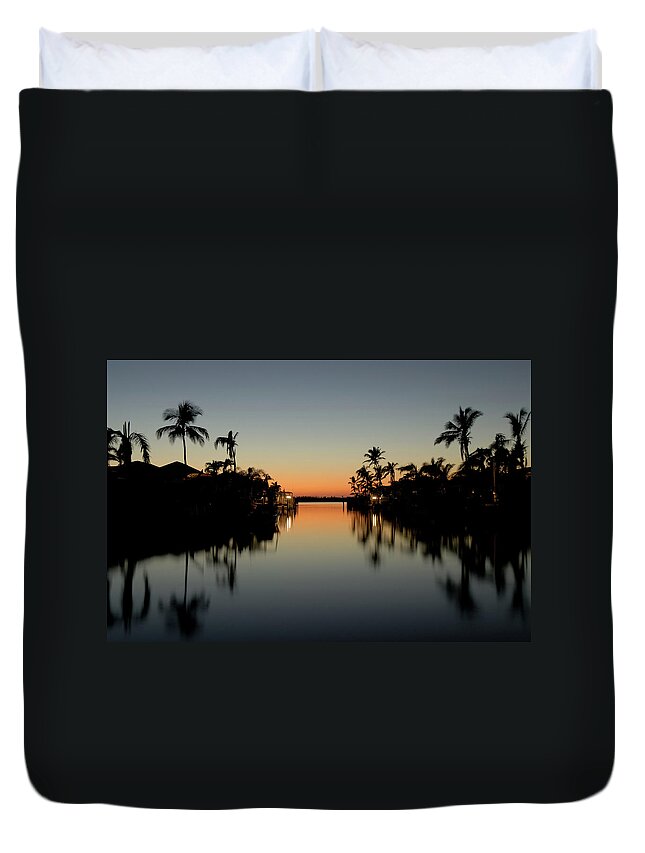 Dreamlike Duvet Cover featuring the photograph Marco Island Beauty by Mit4711