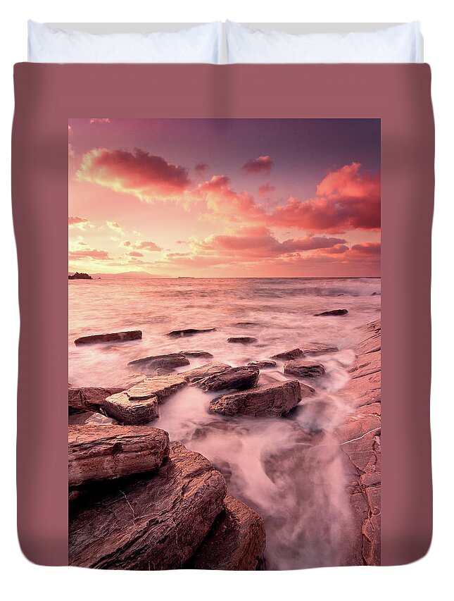Scenics Duvet Cover featuring the photograph Meñakoz by Iskander Barrena