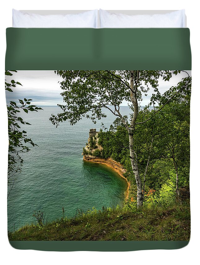 Lake Duvet Cover featuring the photograph Miner's Castle by Jody Partin