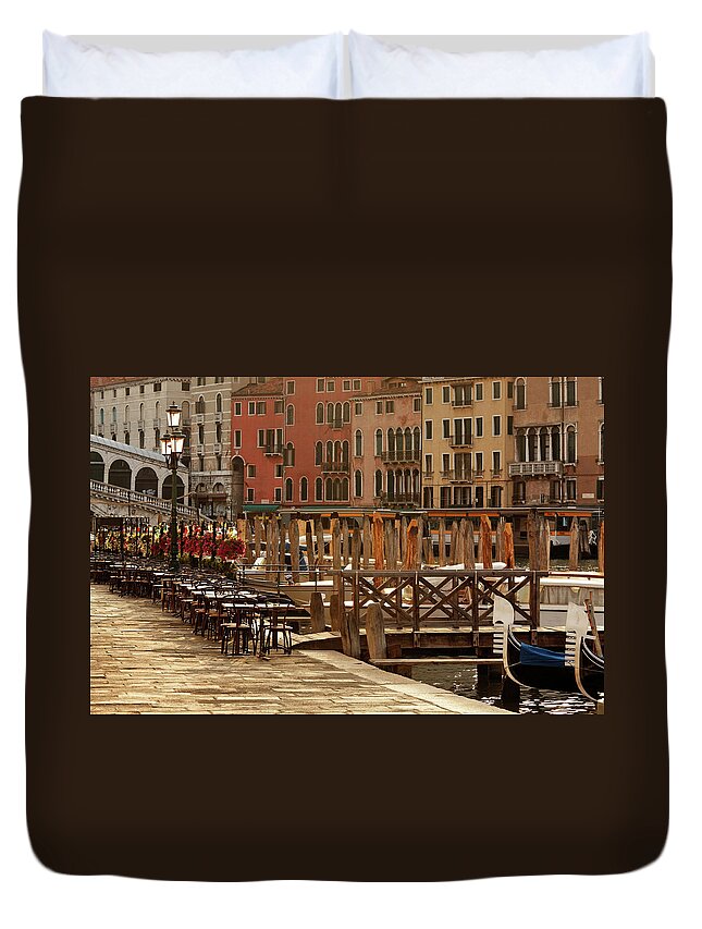 Gothic Style Duvet Cover featuring the photograph Morning At The Grand Canal by Mammuth