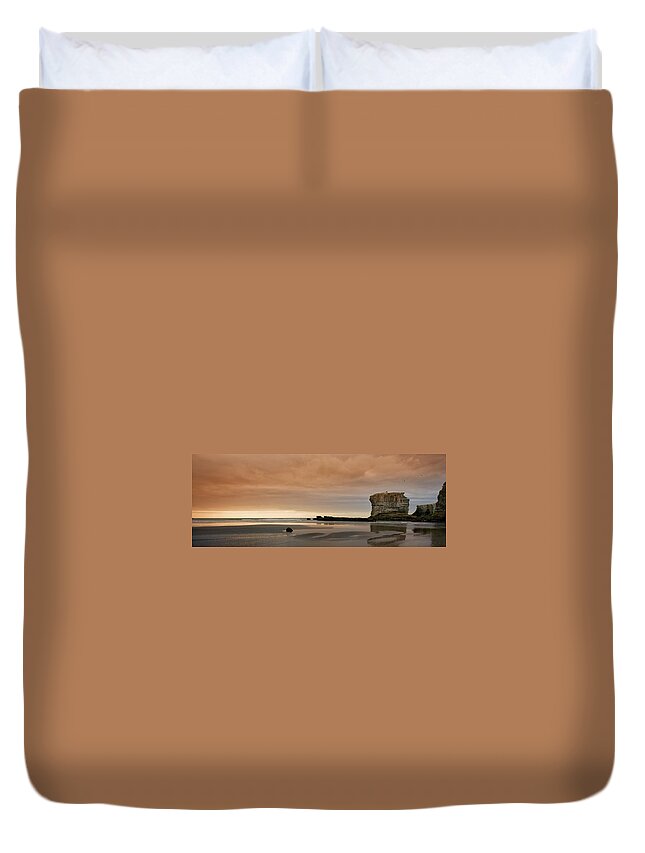 Water's Edge Duvet Cover featuring the photograph Muriwai Sundown by Mark Meredith