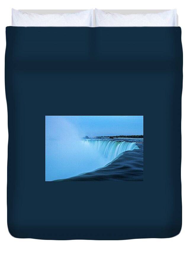 Niagara Falls Duvet Cover featuring the photograph Niagara Falls at Night by Stefan Mazzola