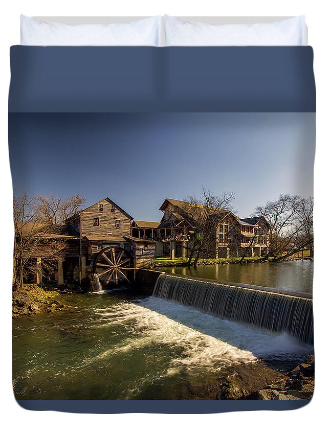 Waterfalls Duvet Cover featuring the photograph Old Mill Restaurant by Robert J Wagner