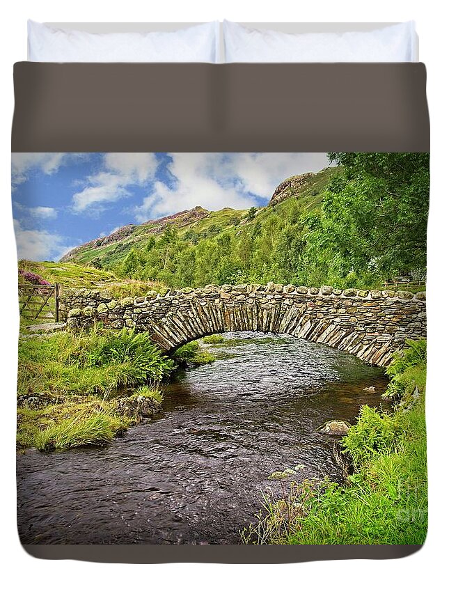 The Lakes Duvet Cover featuring the photograph Packhorse Bridge, Lake District by Martyn Arnold