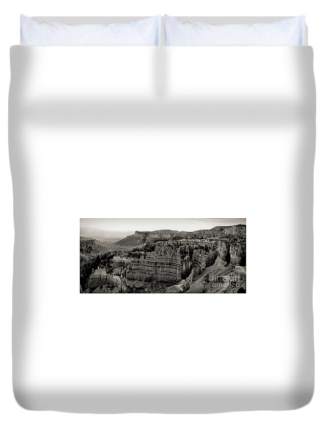 Bryce Canyon Duvet Cover featuring the photograph Panorama Bryce Canyon Black by Chuck Kuhn