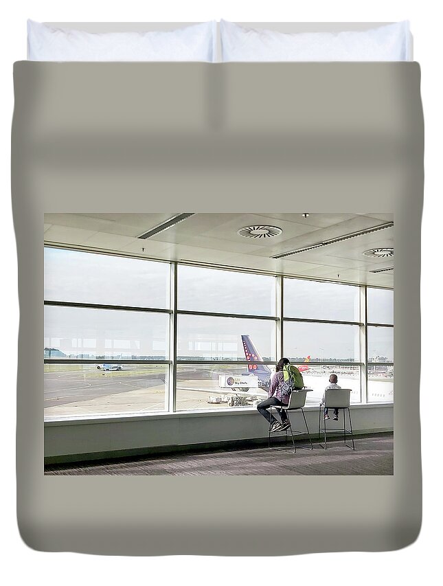 Airport Duvet Cover featuring the photograph Plane Observers by Inge Elewaut