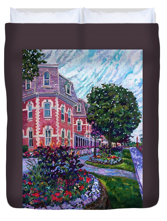 Niagara-on-the-lake Duvet Cover featuring the painting Prince of Wales Hotel - Niagara-on-the-Lake by Heather Nagy
