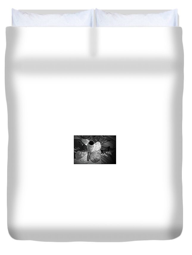 Shipyards Duvet Cover featuring the photograph Propeller Sausalito by John Parulis