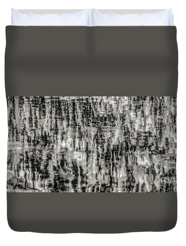 Puddle Duvet Cover featuring the photograph Ripple Effect by Melissa Lipton