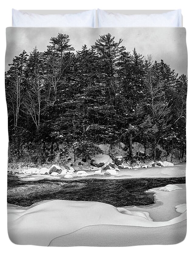 Rocky Gorge N H Duvet Cover featuring the photograph Rocky Gorge N H, River Bend 1 by Michael Hubley