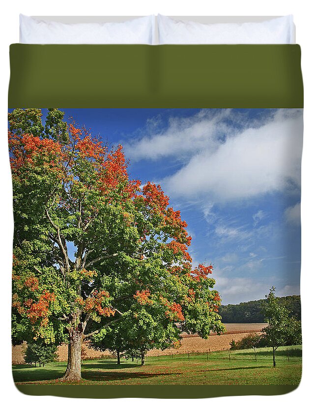 Ohio Duvet Cover featuring the photograph Rolling Farmland by Gary Kaylor