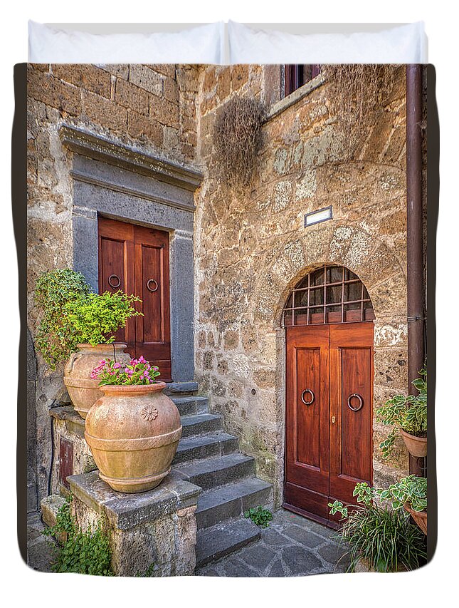 Courtyard Duvet Cover featuring the photograph Romantic Courtyard Of Tuscany by David Letts