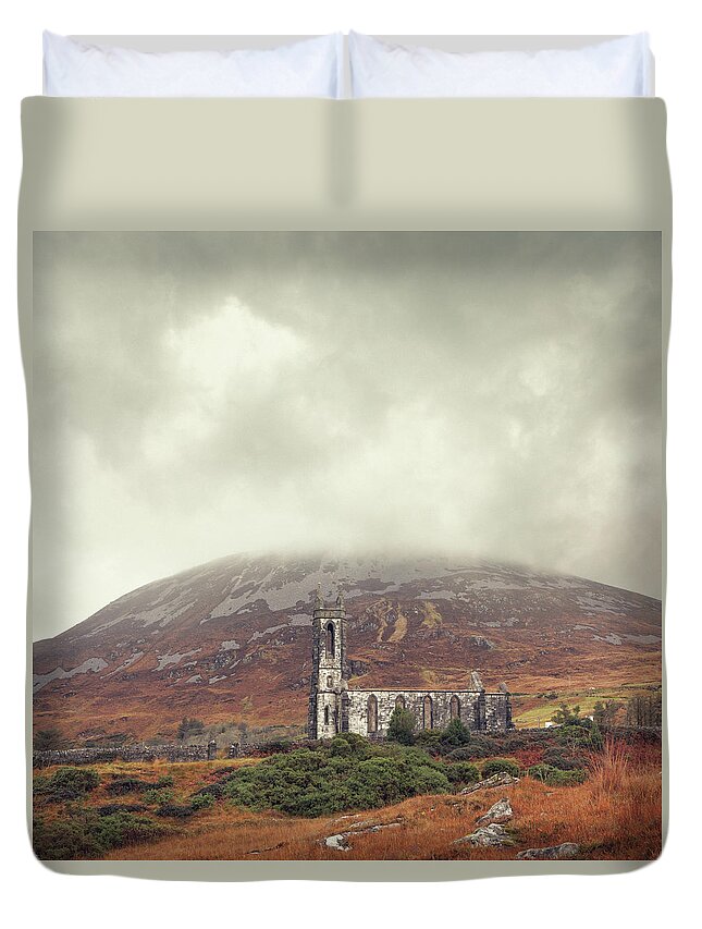Scenics Duvet Cover featuring the photograph Ruined Church In Ireland by Mammuth