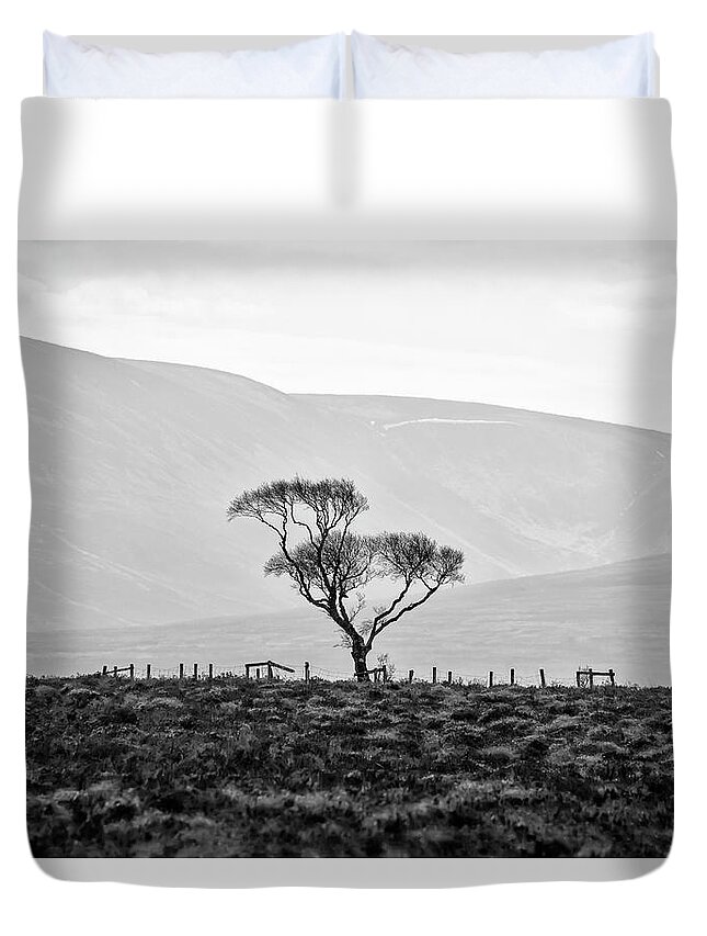 Scottish Duvet Cover featuring the photograph Scottish Highland Tree in Black and White by Bill Cannon