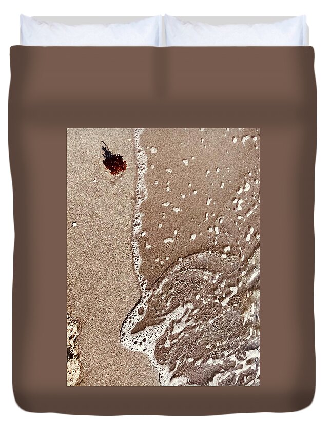 Beach Duvet Cover featuring the photograph Red Seaweed Washed Upon the Captiva Island Shore by Shelly Tschupp