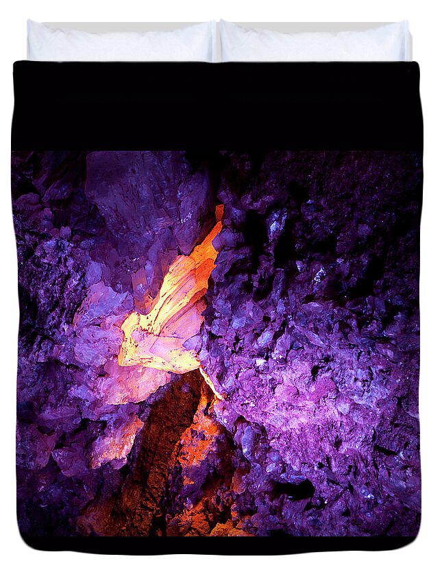 Cave Duvet Cover featuring the photograph Selenite Crystals In Alabaster Caverns by Milehightraveler