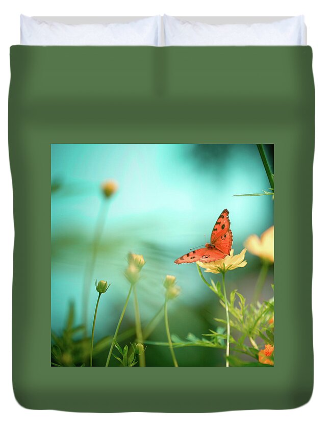 Animal Themes Duvet Cover featuring the photograph She Rests In Beauty by Patricia Ramos