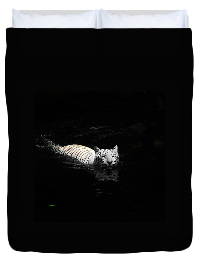 White Tiger Duvet Cover featuring the photograph Singapore Tiger by C.friedrichs
