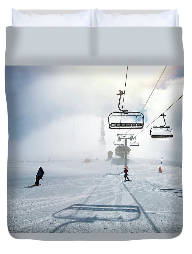 Shadow Duvet Cover featuring the photograph Skiing In The Catalan Pyrenees by Gonzalo Azumendi