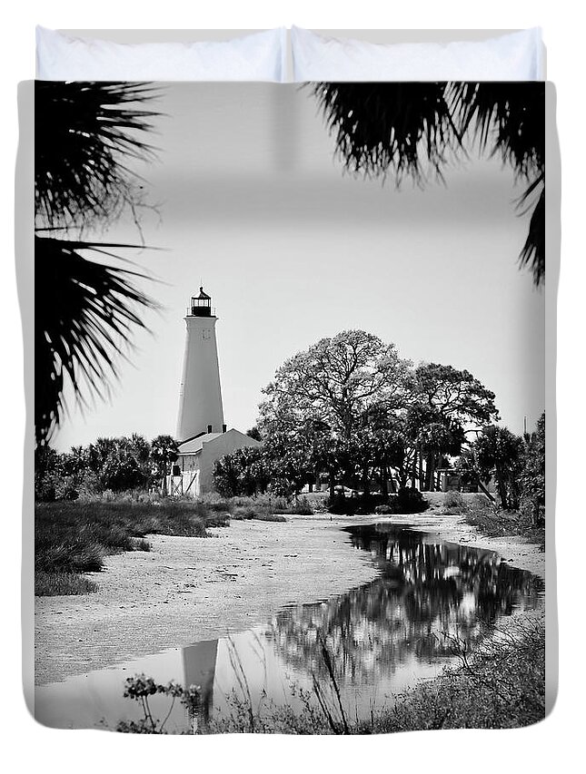 St Marks Lighthouse Duvet Cover featuring the photograph Smooth St Marks Lighthouse Black and White by Carol Groenen