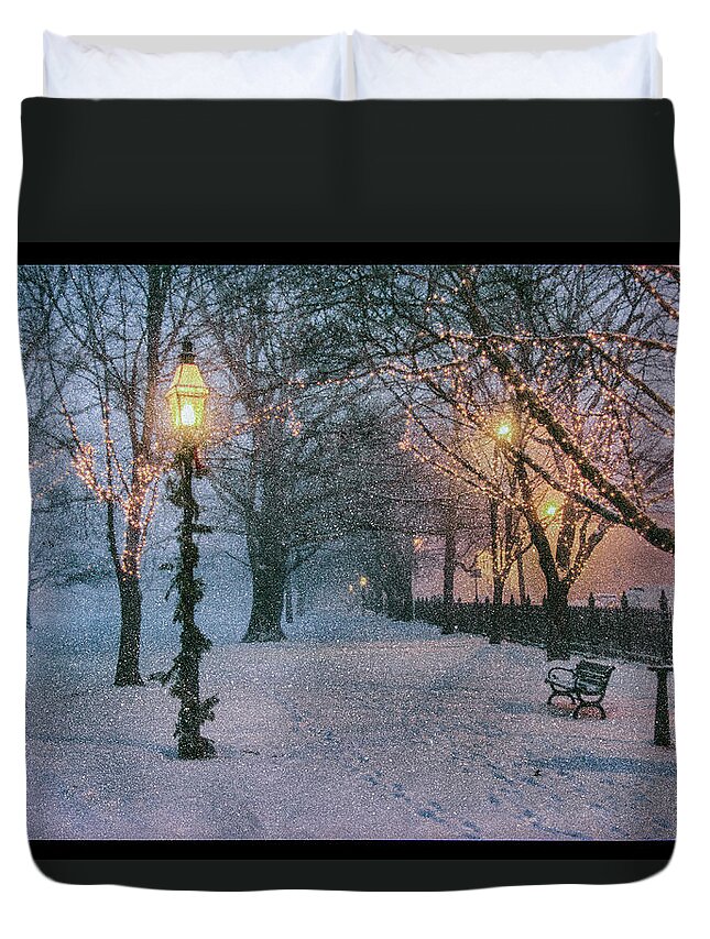 Salem Duvet Cover featuring the photograph Snow falling on Salem path by Jeff Folger