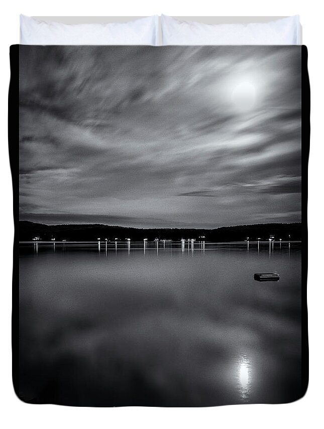 Spofford Lake New Hampshire Duvet Cover featuring the photograph Spofford Lake Moon by Tom Singleton