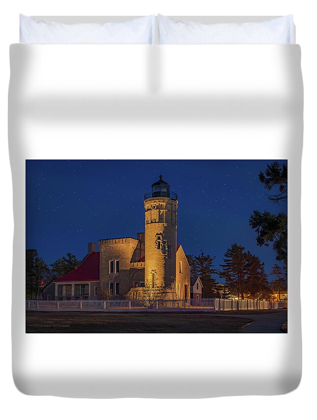 Mackinaw Duvet Cover featuring the photograph Starry Night At Old Mackinac Point Lighthouse by Gary McCormick