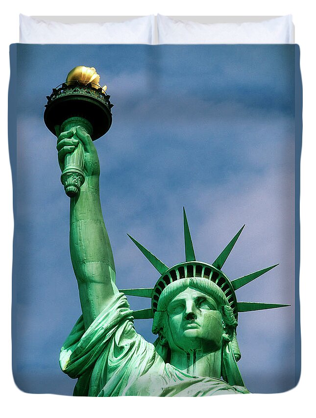 Art Duvet Cover featuring the photograph Statue Of Liberty In New York City by Wesley Hitt