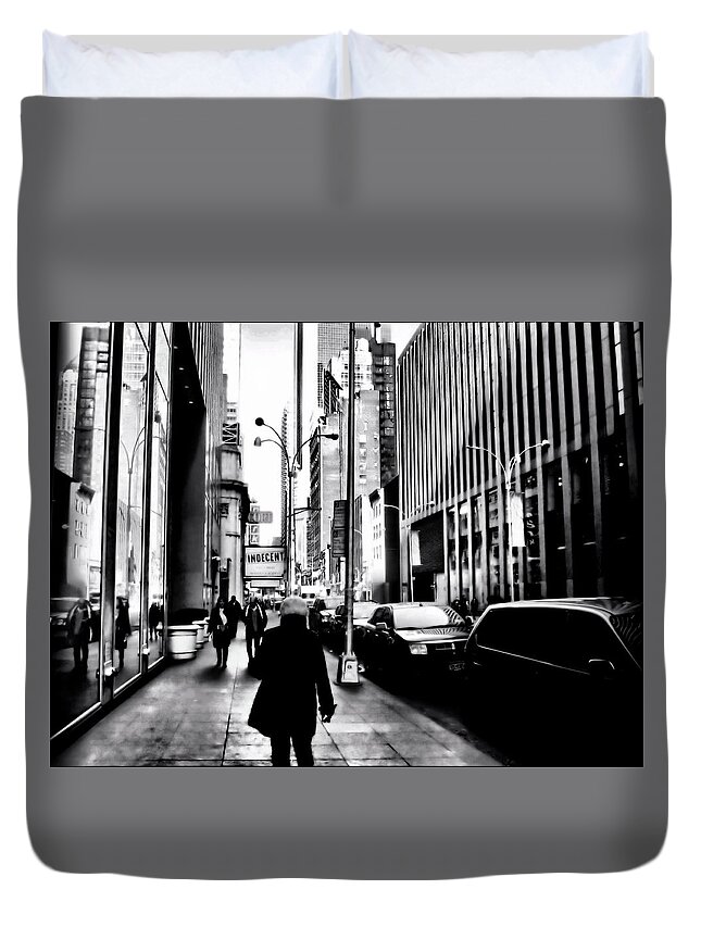 Black & White Duvet Cover featuring the photograph Strolling a New York City Sidewalk by Debra Kewley