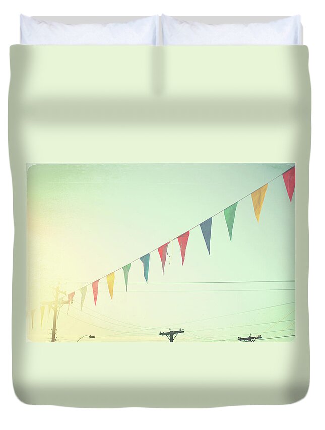 Tranquility Duvet Cover featuring the photograph Sunny Bunting by Beverly Lefevre