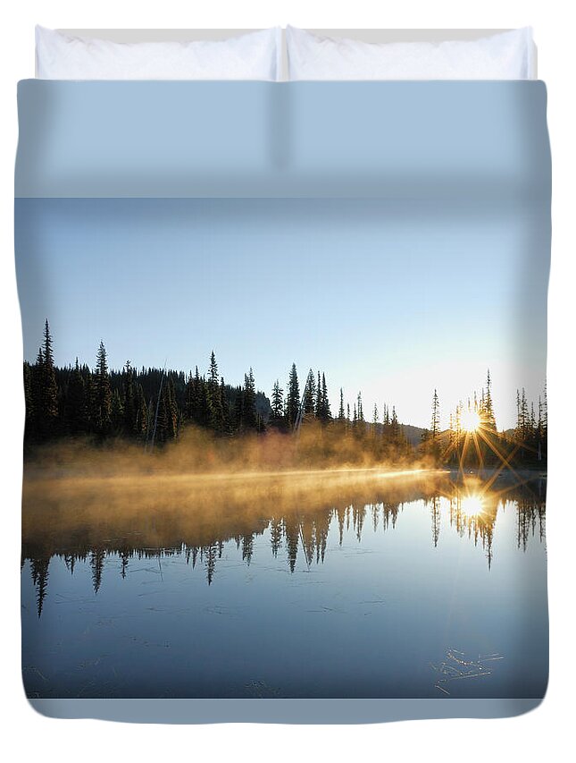 Scenics Duvet Cover featuring the photograph Sunrise Over Lake by Martin Ruegner
