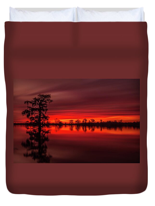 Waccamaw River Duvet Cover featuring the photograph Sunset on the Waccamaw by Joe Granita