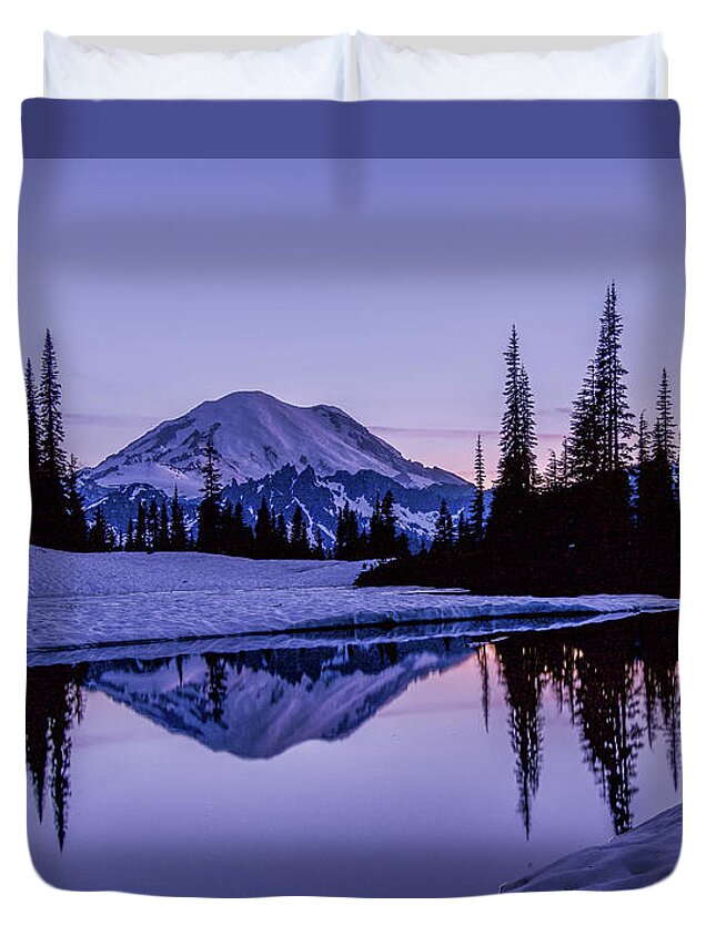 Mount Rainier National Park Duvet Cover featuring the photograph Mount Rainier Sunset Reflections by Emerita Wheeling
