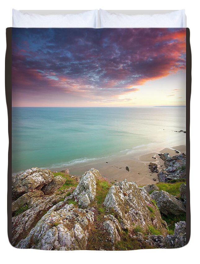Scenics Duvet Cover featuring the photograph Sunset Whitsand Bay Cornwall Uk by Marksaundersphotography.com
