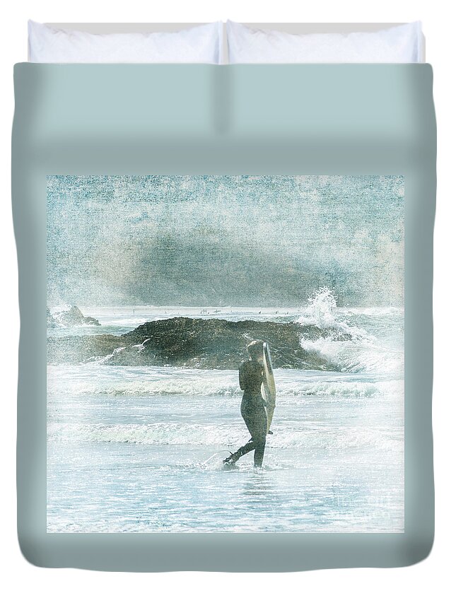 Ocean Duvet Cover featuring the photograph Surf's Up by Barry Weiss
