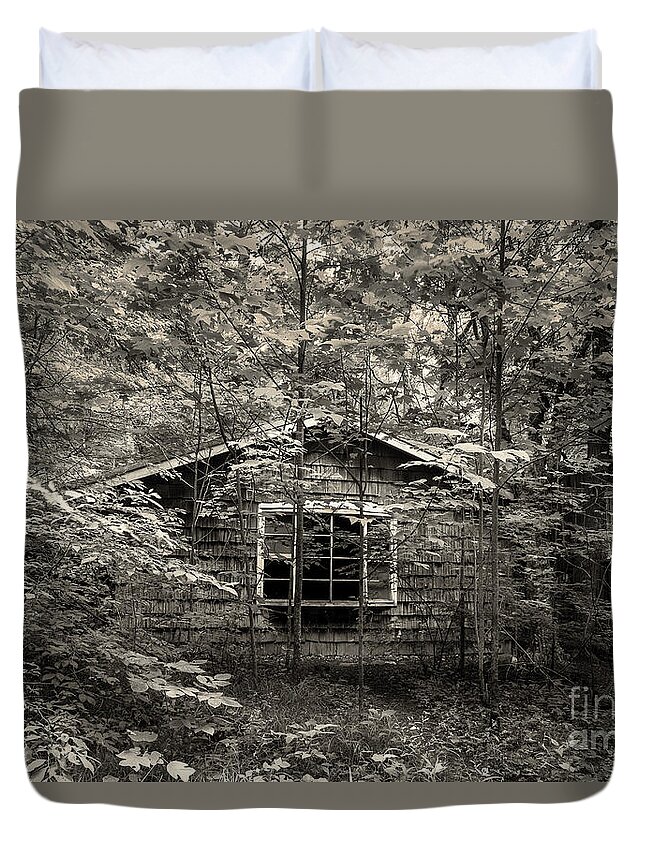 Abandoned Home Duvet Cover featuring the photograph Surrender by Mike Eingle