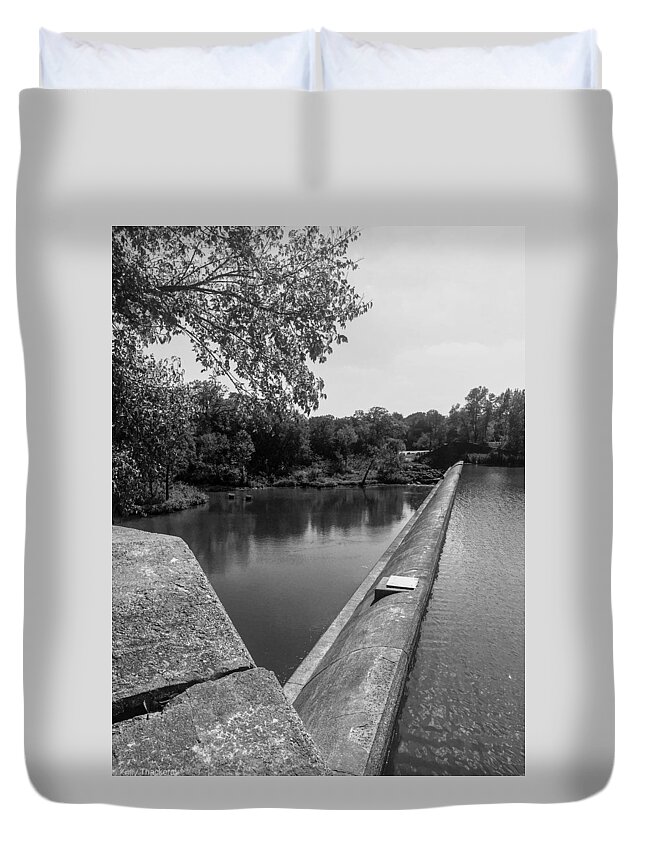 Black And White Duvet Cover featuring the photograph The Dam by Kelly Thackeray