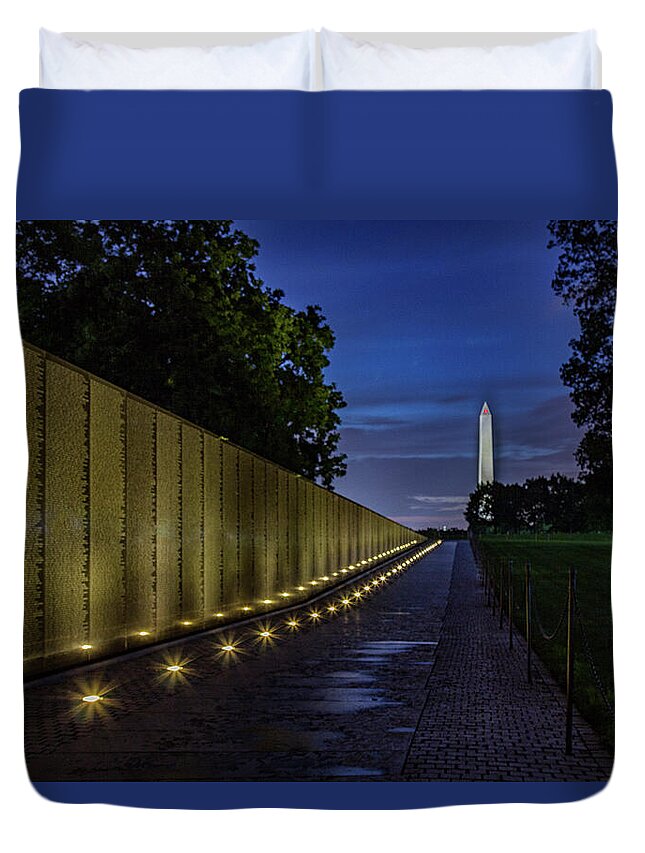 Washington Dc Duvet Cover featuring the photograph The Wall at Dawn in Washington DC by Rod Best