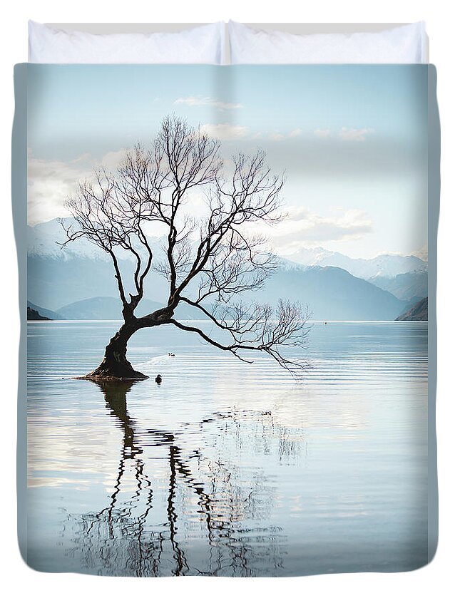 Kremsdorf Duvet Cover featuring the photograph The Weep by Evelina Kremsdorf