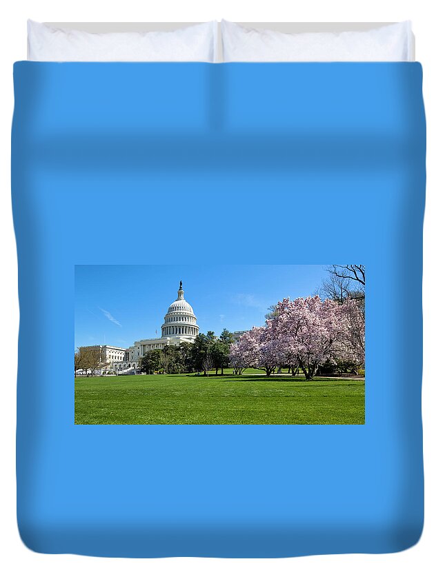 Built Structure Duvet Cover featuring the photograph The West Facade Of The United States by Drnadig