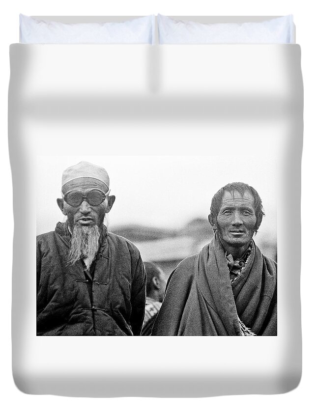 Tibet Duvet Cover featuring the photograph Tibetan Drifters by Neil Pankler