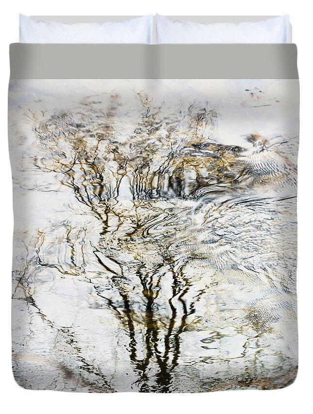 Water Duvet Cover featuring the photograph Tree of Water by Tana Reiff