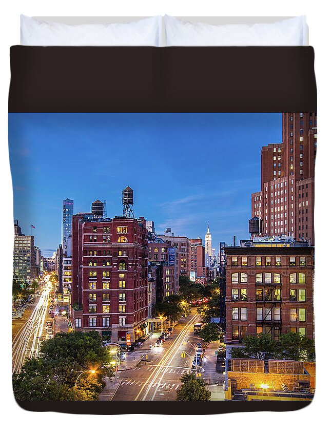 Land Vehicle Duvet Cover featuring the photograph Tribeca Franklin Street & West Broadway by Ryan D. Budhu