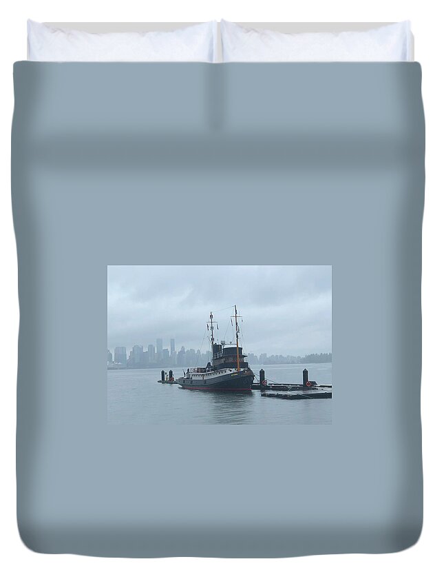 Tugboat Duvet Cover featuring the photograph Tugboat in Vancouver Harbor by Tom Reynen